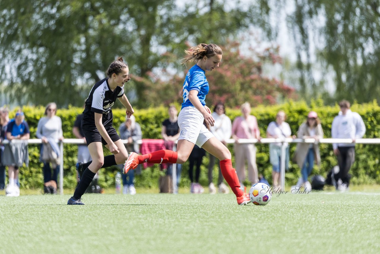 Bild 352 - wBJ SH-Pokalfinale  Holstein-Kiel - SV Viktoria : Ergebnis: 1:0